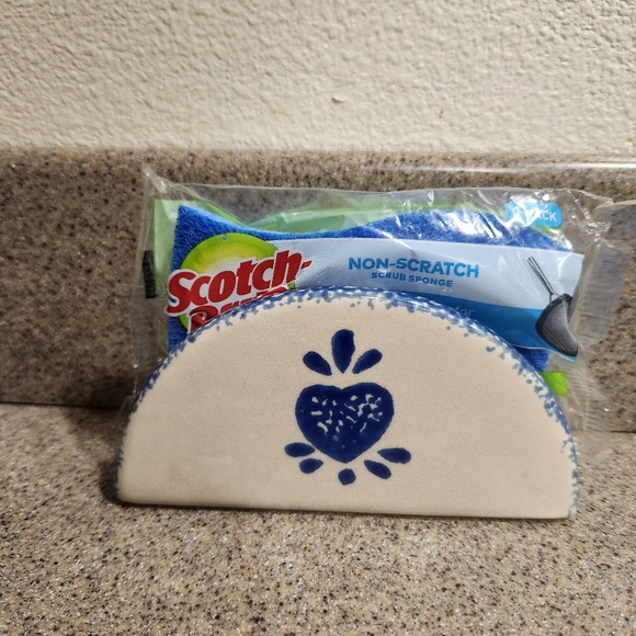 Sponge Art Napkin Holder Blue Cream Heart - Picture 7 of 7